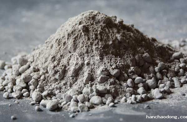 铝酸盐系耐火浇注料