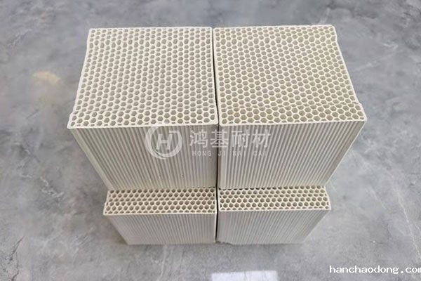 蜂窝陶瓷蓄热体