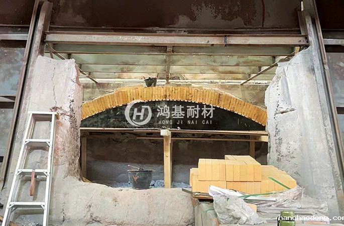 南阳熔炼炉施工